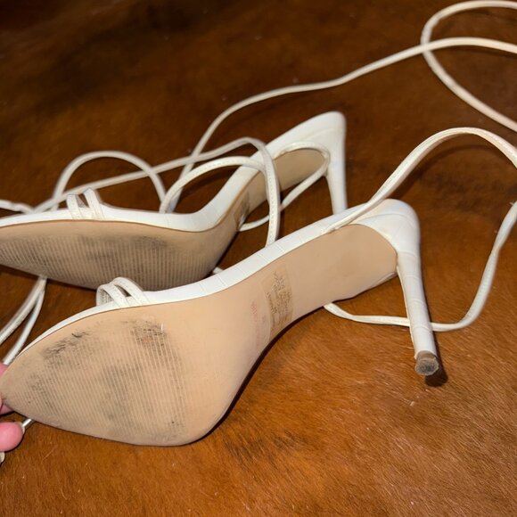 Steve Madden White Flamin Sandal (8) - Picture 7 of 12